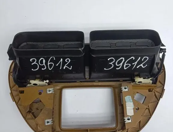 PEUGEOT 607 1 generation (2000-2008) Bouches d'aération de la console centrale 9629444377,223932IND 34335345