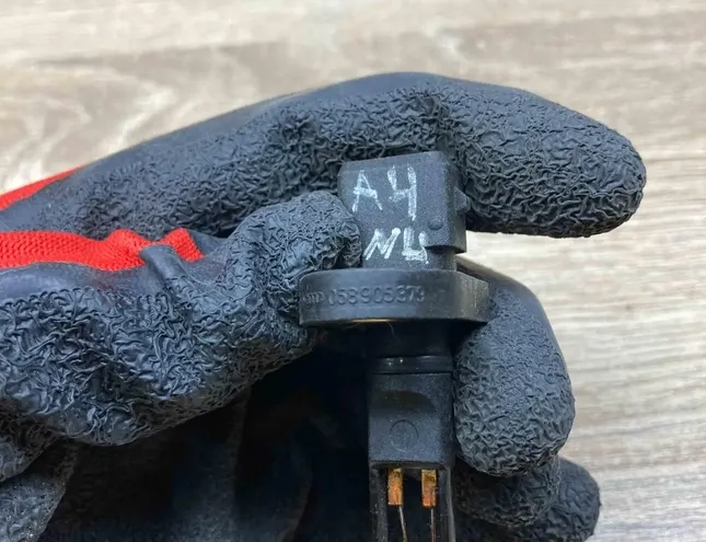 VOLKSWAGEN Passat B5 (1996-2005) Sonde de température d'air d'admission 058905379,0280130085 34342649