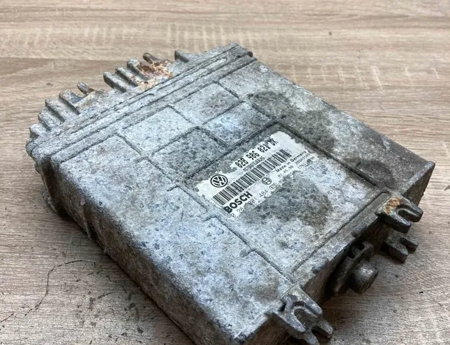 SEAT Cordoba 1 generation (1993-2003) Calculateur d'unité de commande du moteur 028906021DK,0281001484 34366013