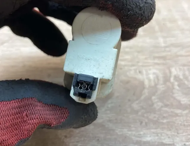 VOLVO V70 1 generation (1997-2000) Capteur de pédale d'embrayage 3M5T9C872AC 34368628