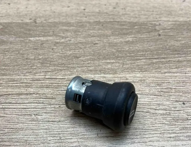 BMW 3 Series E21 (1975-1983) Briquet 34371923