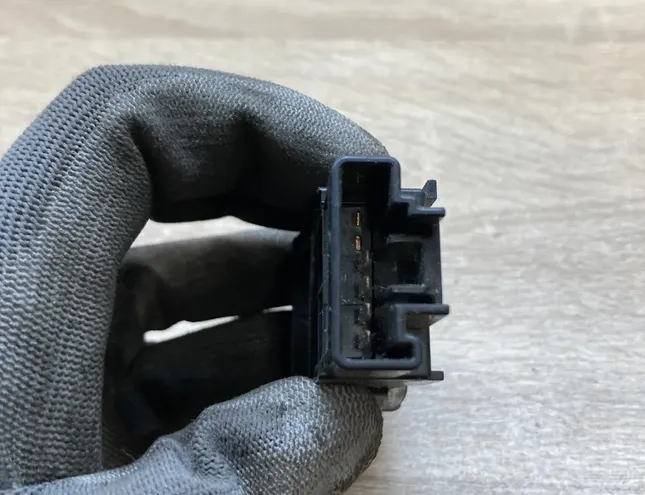 MAZDA 6 GG (2002-2007) Commutateur ESP 15A469 34277927