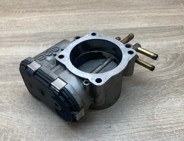VOLKSWAGEN Passat B5 (1996-2005) Corps de papillon 078133062B,0280750030 34300524