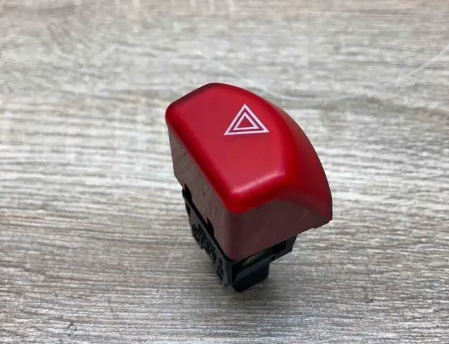 NISSAN Micra K10 (1982-1992) Bouton de danger 06019 34406942