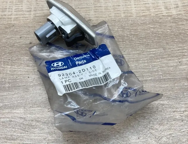 HYUNDAI Tiburon GK (2 generation) (2002-2009) Clignotant d'aile avant gauche 923042D110 34428297
