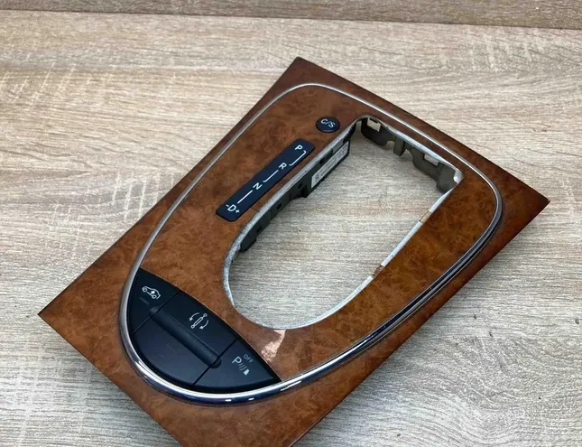 MERCEDES-BENZ E-Class W124 (1984-1997) Garniture en plastique du niveau de changement de vitesse 2118217058,A2115420426,8755684 34302398