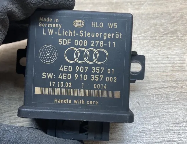 AUDI A8 D2/4D (1994-2002) Unité de commande des phares 4E0907357,4E0910357 34300652