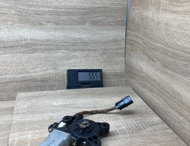 HYUNDAI Santa Fe SM (2000-2013) Moteur de lève-vitre de porte avant gauche 9882026100,FrontRight 34445209