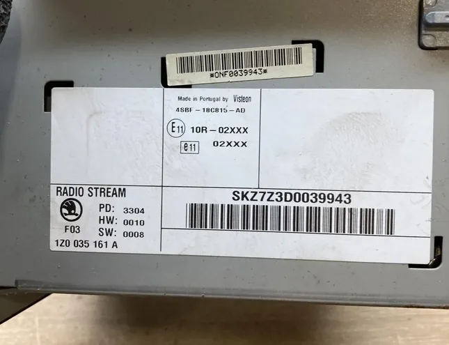 SKODA Octavia 1 generation (1996-2010) Lecteur de musique sans GPS 1Z0035161A 34434261