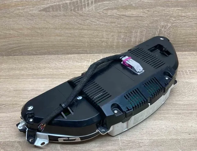 AUDI A6 C4/4A (1994-1997) Compteur de vitesse 5550007301,MPH 34389589