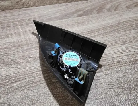 VOLVO XC60 1 generation (2008-2017) Cache haut-parleur 30781067 34412145