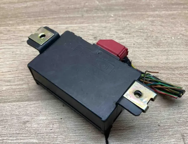 AUDI A3 8L (1996-2003) Unité de contrôle du signal d'alarme 4B0951173,748010101 34387825