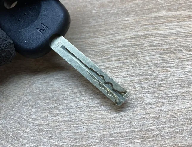 KIA Rio 1 generation (2000-2005) La clé de contact 819961H010,3773371 34432799