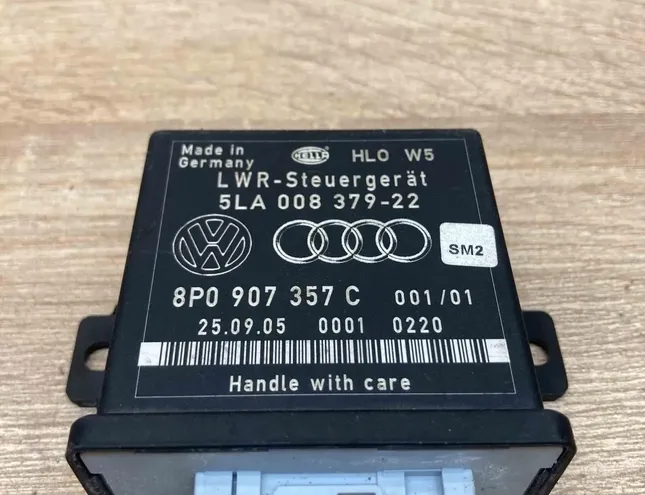AUDI A3 8P (2003-2013) Unité de commande des phares 8P0907357C,5LA00837922 34396463