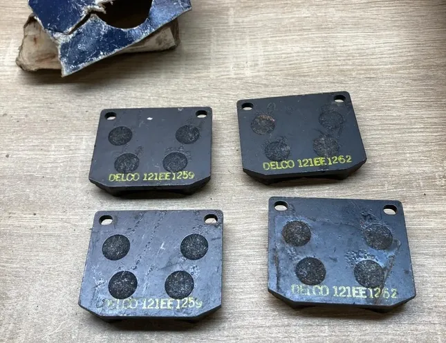 SAAB 900 1 generation (1978-1994) Plaquettes de frein avant 4004121,121EE1262 34432167