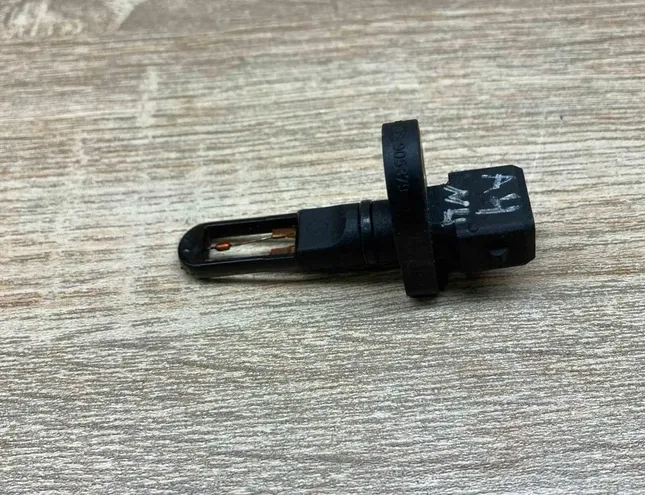 VOLKSWAGEN Passat B5 (1996-2005) Sonde de température d'air d'admission 058905379,0280130085 34342649