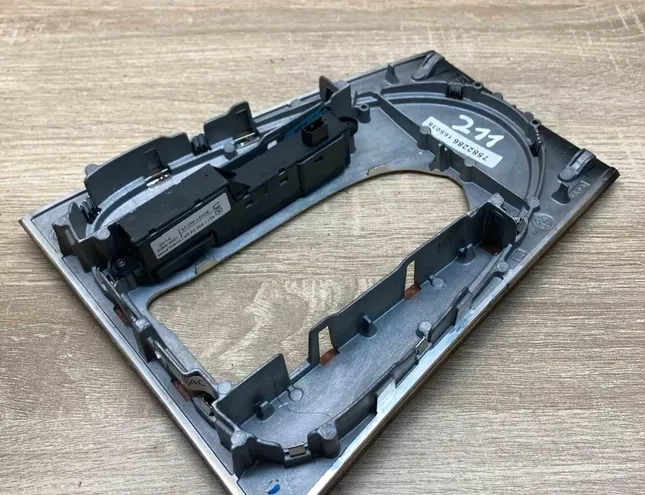 MERCEDES-BENZ E-Class W124 (1984-1997) Garniture en plastique du niveau de changement de vitesse A2116802336,A2115420426 34401334