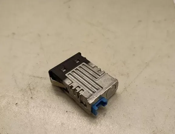 BMW X5 G05/G18 (2018-2024) USB 5a21b75 35053369