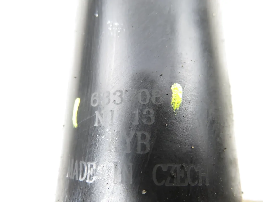 RENAULT Clio 2 generation (1998-2013) Amortisseur Avant Droit 633708 35061353