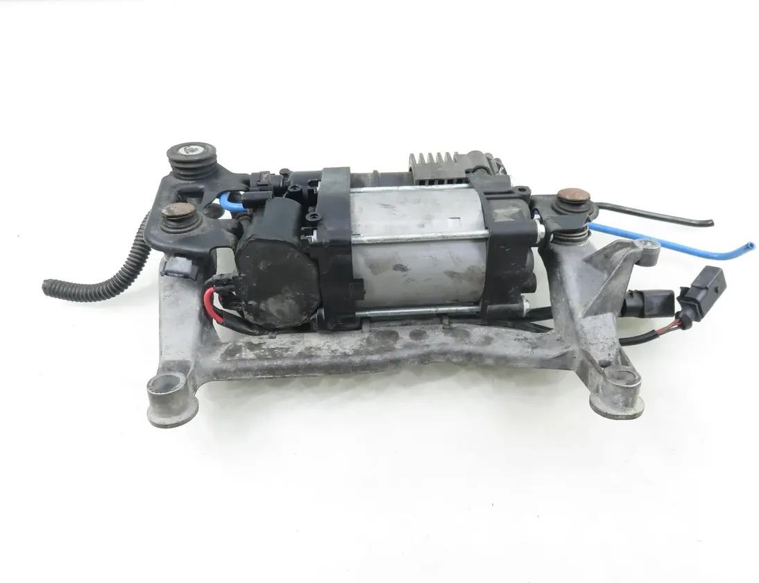 PORSCHE Cayenne 958 (2010-2018) Compresseur de suspension 4010175D 34481058