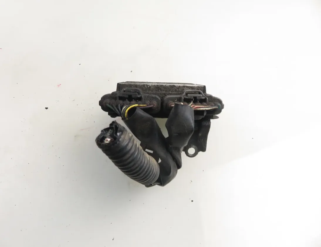 TOYOTA Avensis 2 generation (2002-2009) Contrôle de la pompe à carburant 1310001260,8987120050 31456933