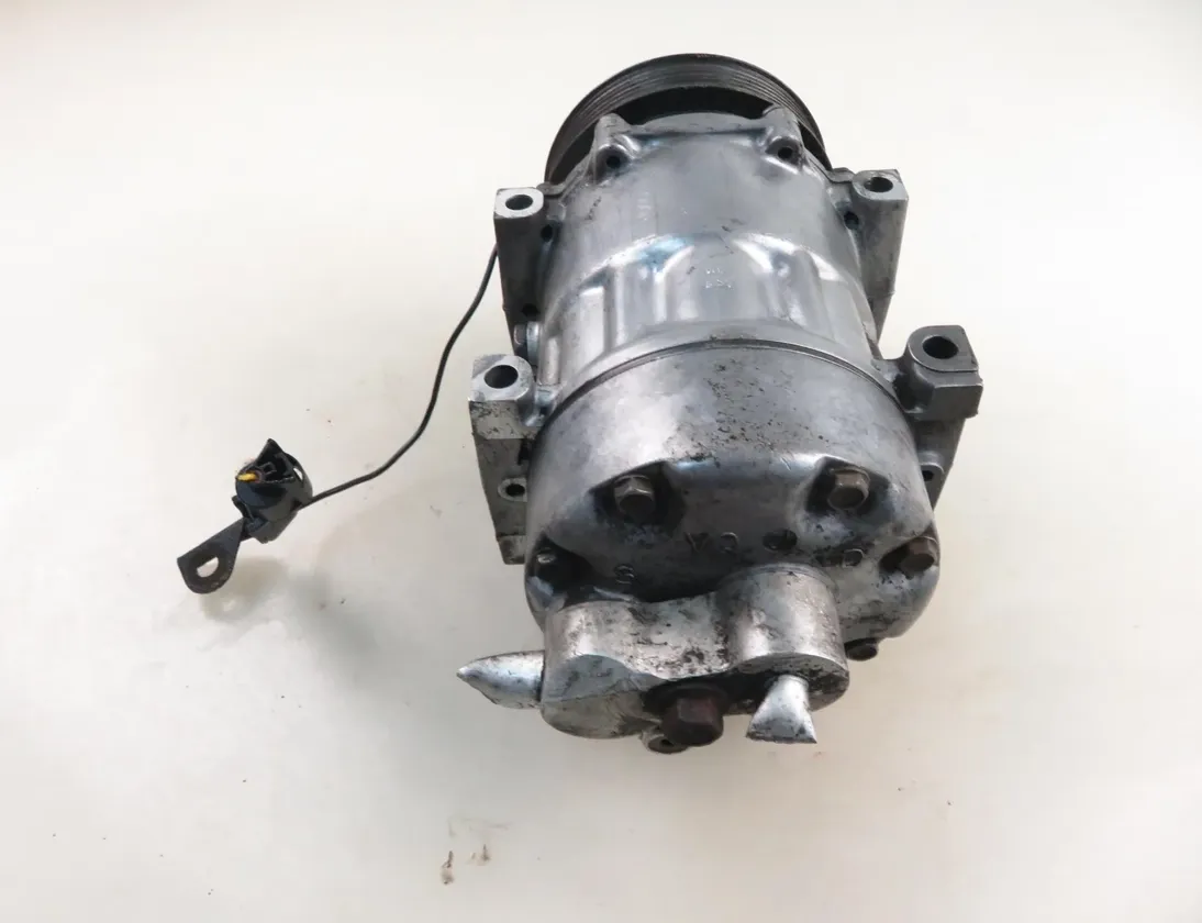 VOLVO S40 1 generation (1996-2004) Pompe de climatisation SD7V16 31617590