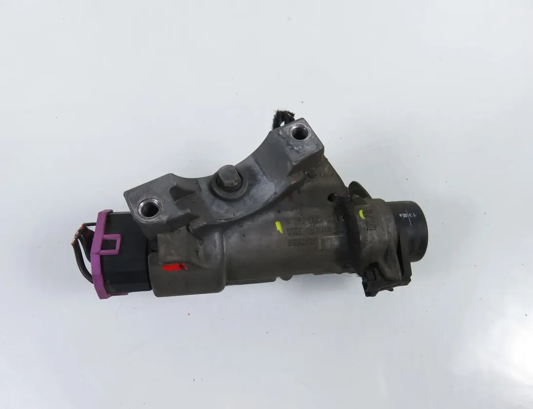VOLKSWAGEN Transporter T5 (2003-2015) Serrure d'allumage 4B0905851C 33692388