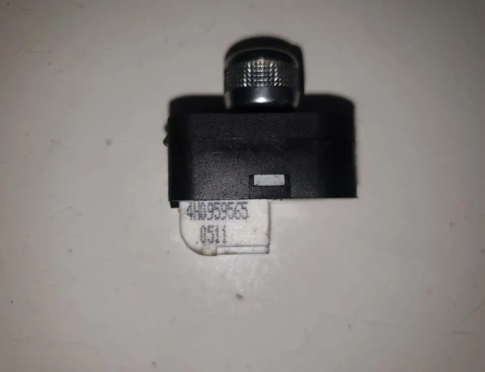 AUDI A6 C8/4K (2018-2024) Commutateur de réglage du miroir 4H0959565 34102637