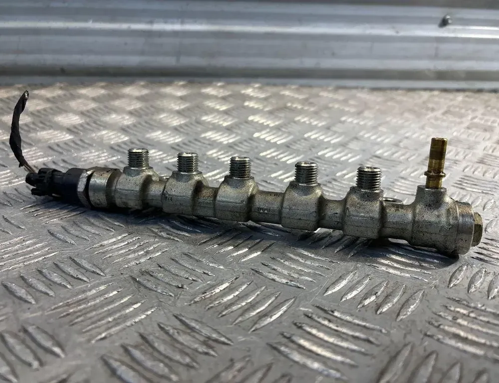 RENAULT Espace 4 generation (2002-2014) Rampe de carburant 018917,0445214079,8200378703 34104475
