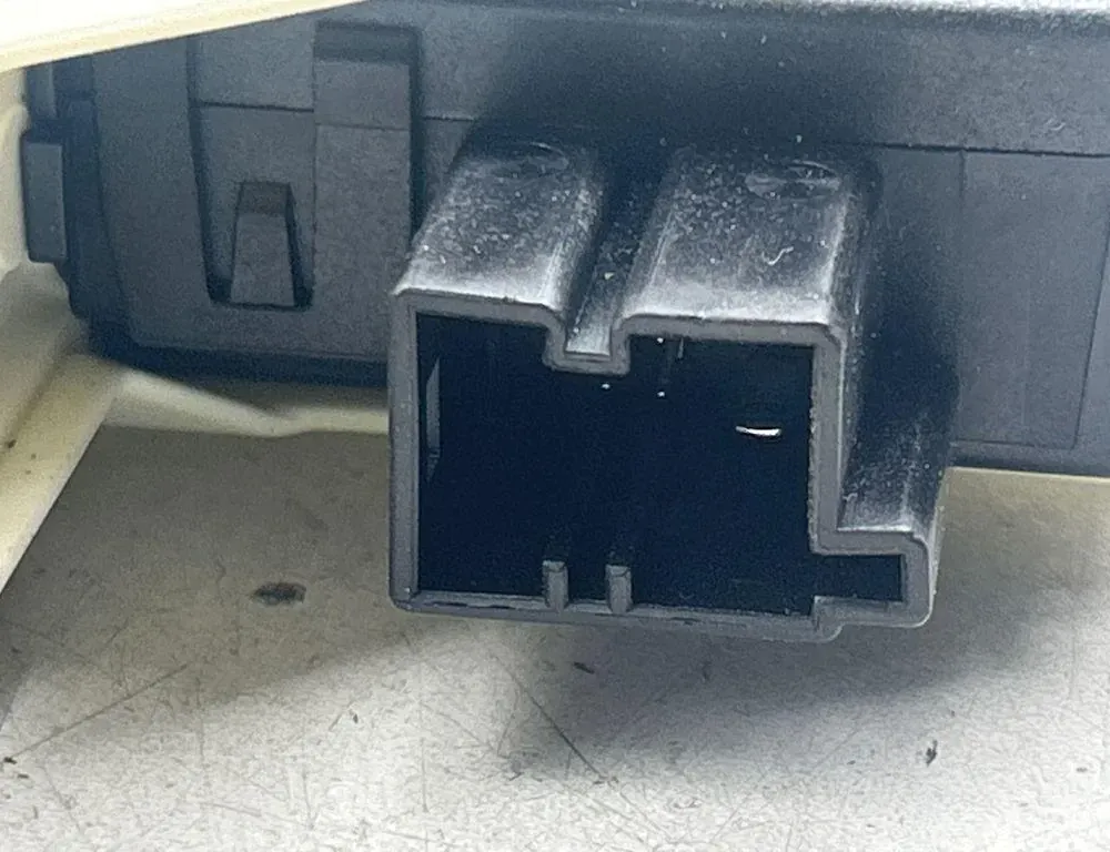 AUDI A4 B7/8E (2004-2008) Moteur de lève-vitre de porte avant gauche 00000,1101965575100,8K0959802 34110095