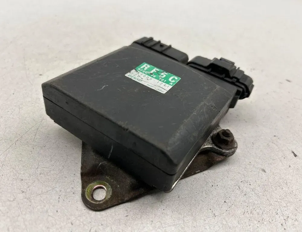 MAZDA 6 GG (2002-2007) Calculateur d'injecteurs de carburant RF5C18701A,1310001241 34121833