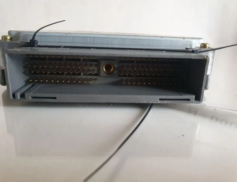 MAZDA MPV LW (1999-2006) Calculateur d'unité de commande du moteur RF5G18881C 34122742
