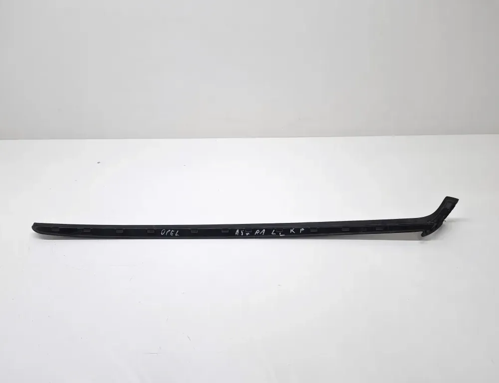 OPEL Astra L (2021-2023) Garniture verticale gauche du pare-brise 9853780480 35098342