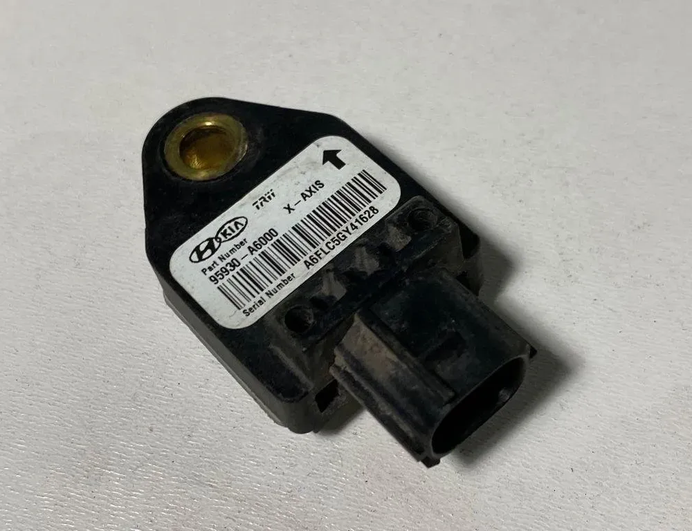 KIA Cee'd 2 generation (2012-2018) Capteur de collision arrière gauche 95930A6000,95930-A6000 30670274