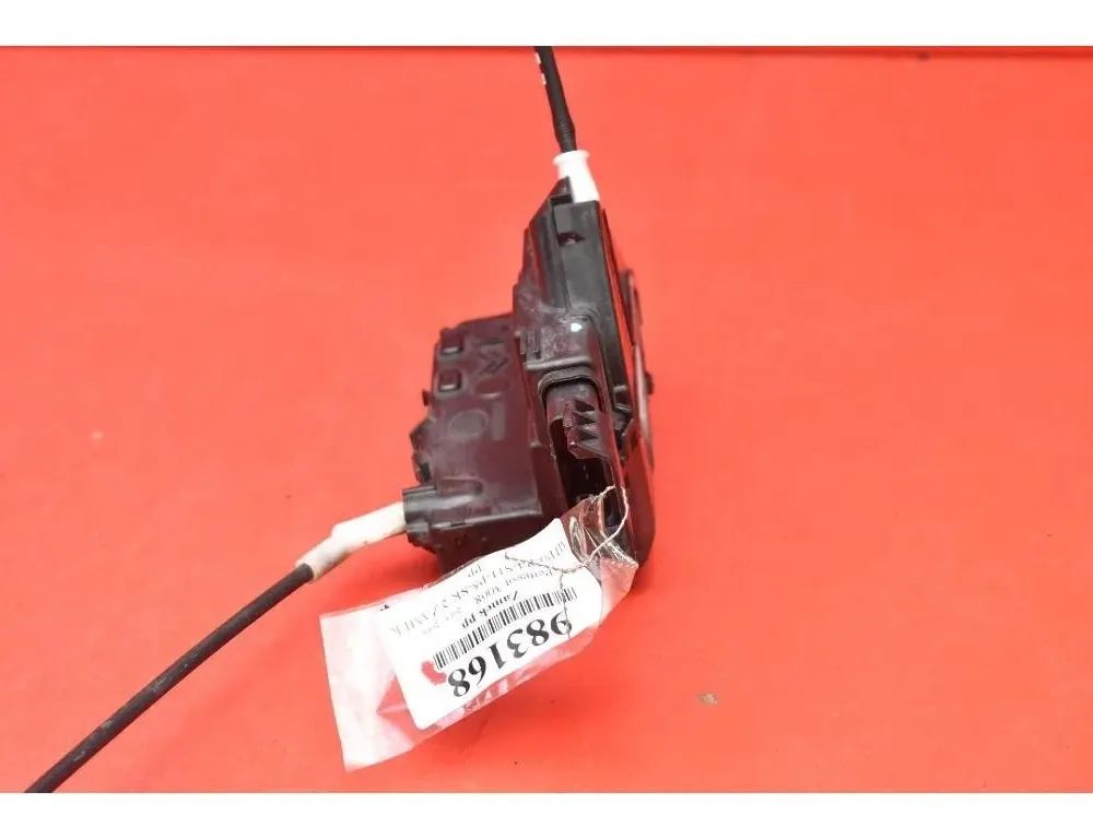 PEUGEOT 3008 2 generation (2017-2023) Serrure de porte avant droite A048069 30774488
