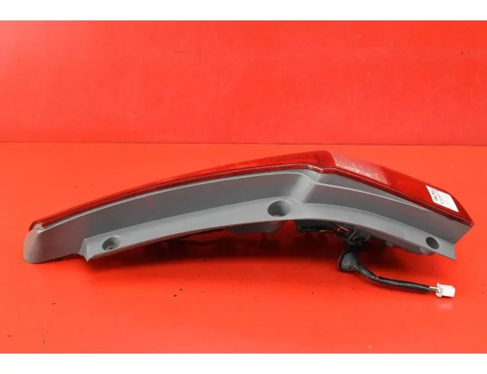 HYUNDAI i30 FD (1 generation) (2007-2012) Feu arrière droit 92402-2R1 31039591