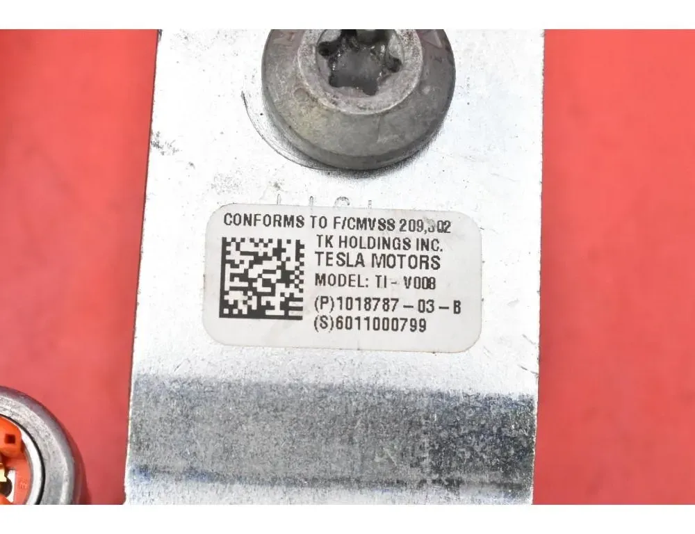 TESLA Model S 1 generation (2012-2024) La ceinture de sécurité 1018787-03-B 32463354