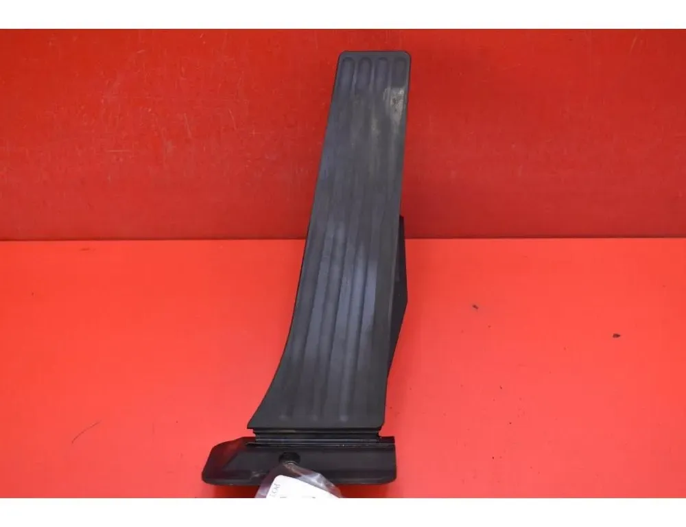 BMW X1 F48/F49 (2015-2023) Pédale d'accélérateur 6860785 32804741