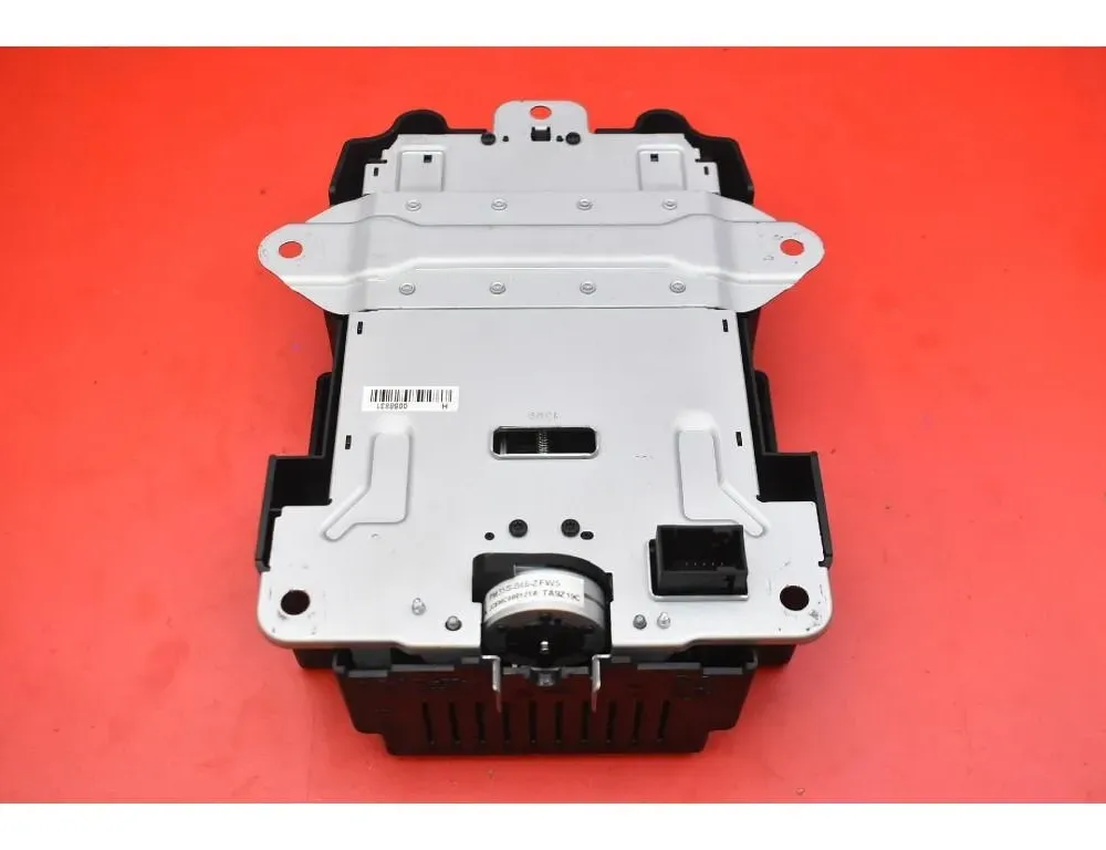PEUGEOT 3008 2 generation (2017-2023) Lecteur de musique avec GPS 96665877ZD 32830031