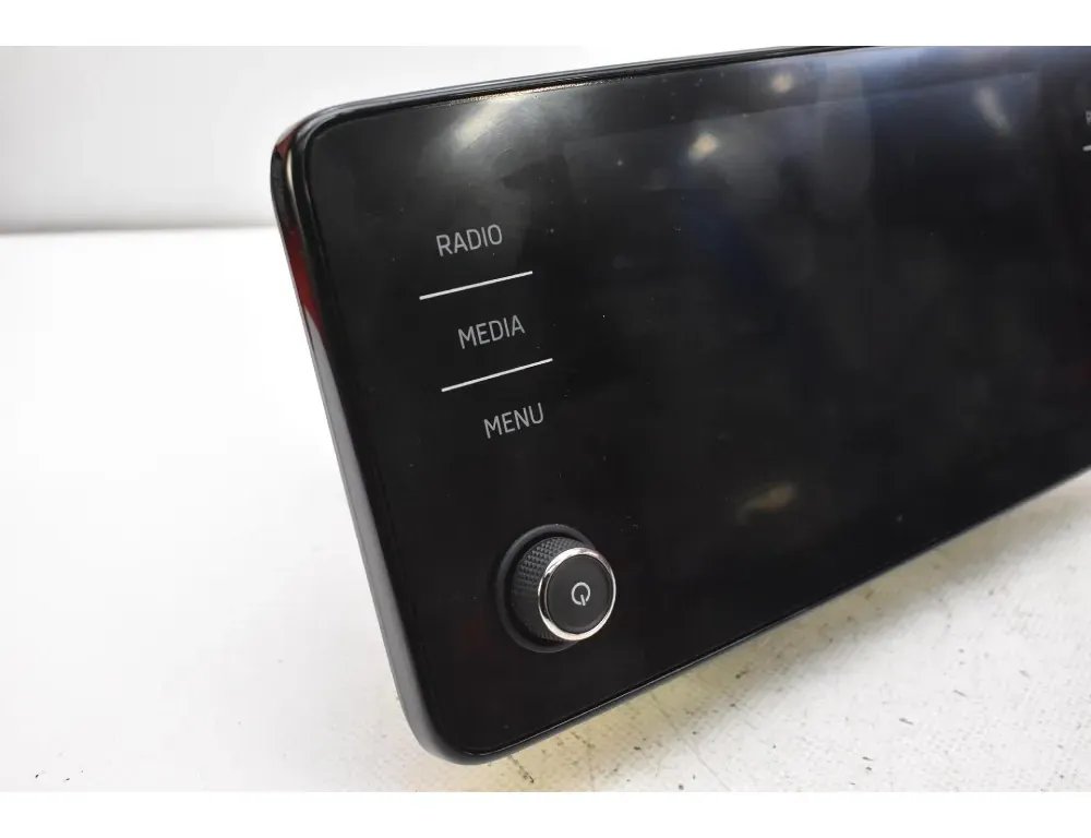 SKODA Fabia 3 generation (2014-2021) Lecteur de musique avec GPS 654035869H 34413358