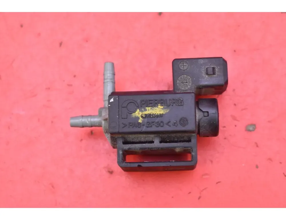 VOLVO V60 1 generation (2010-2020) Soupape à vide 31339879 35108687