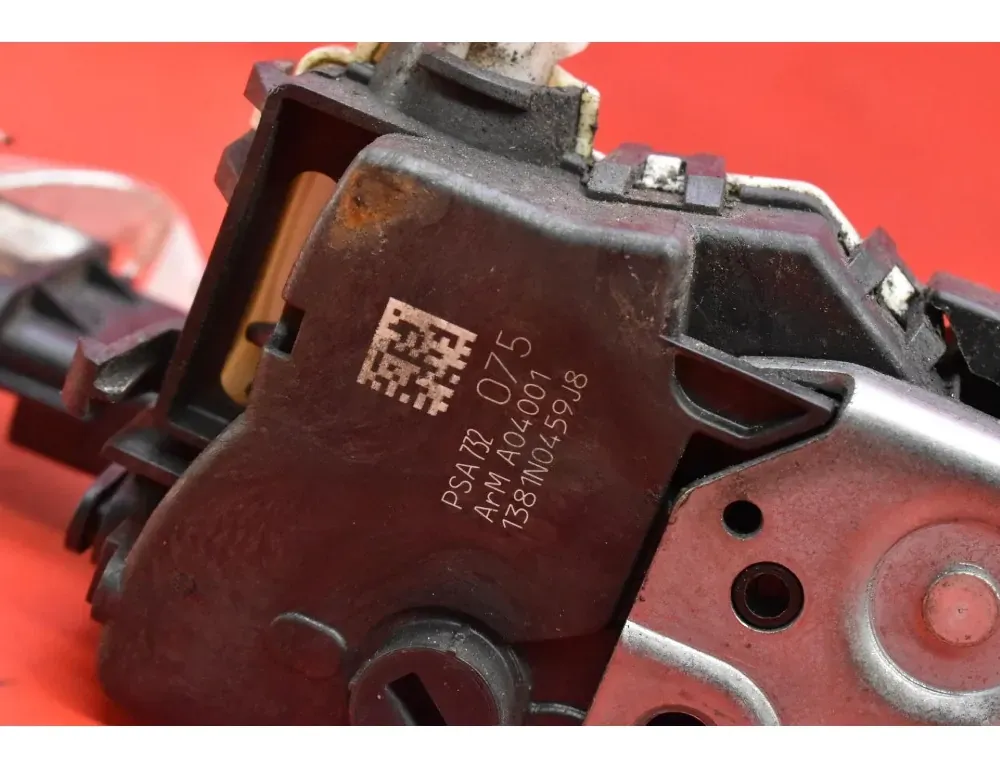 PEUGEOT 308 T7 (2007-2015) Serrure de porte avant gauche 732075 35066179