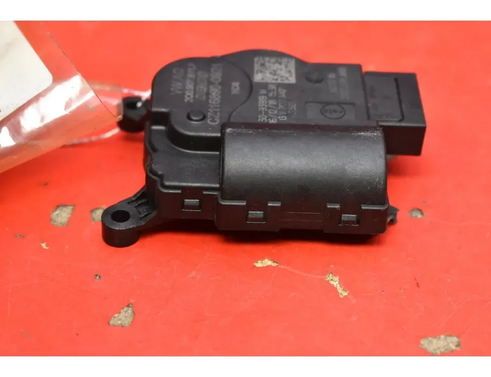 SKODA Octavia 3 generation (2013-2020) Actionneur de moteur de volet de chauffage intérieur 2Q0907511F 35530604