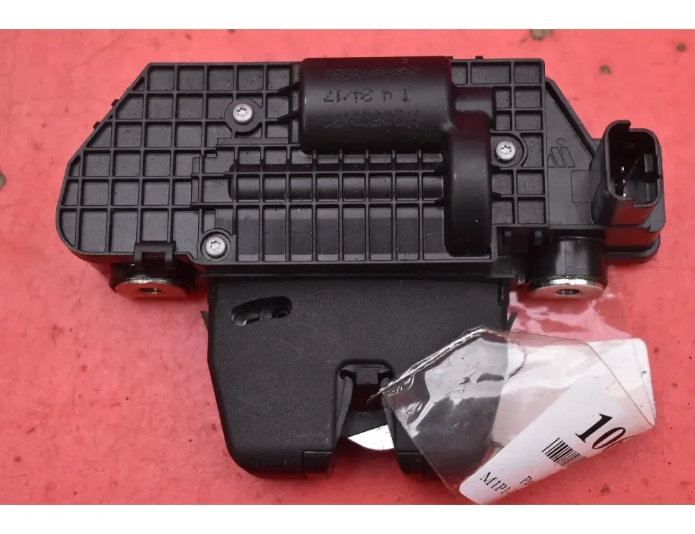 PEUGEOT 208 Peugeot 208 (2012-2015) Verrouillage du coffre du hayon 9684648680 34846756