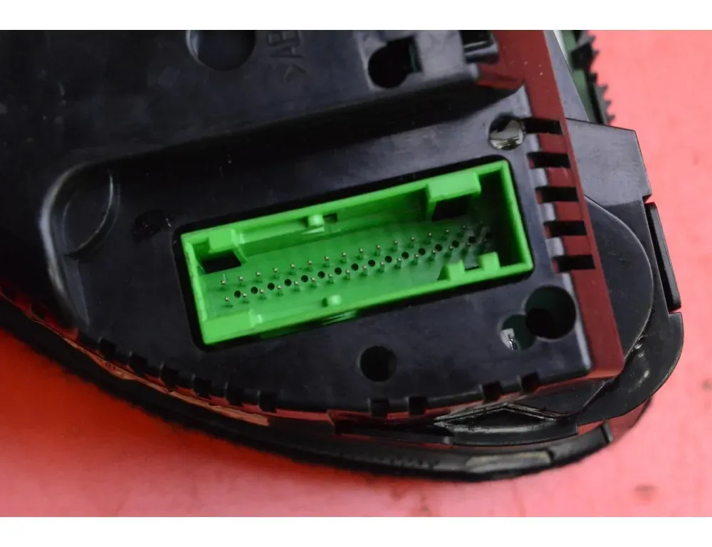 AUDI A4 B7/8E (2004-2008) Compteur de vitesse 8E0920900M 34485600