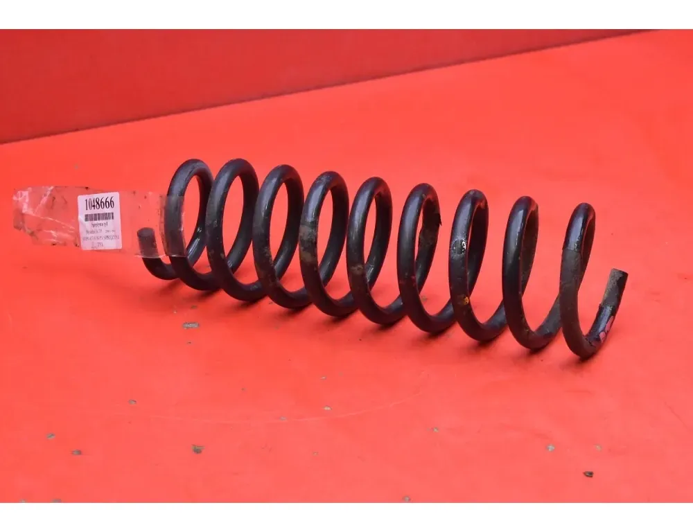 HYUNDAI ix35 1 generation (2009-2015) Ressort avant gauche 34127354