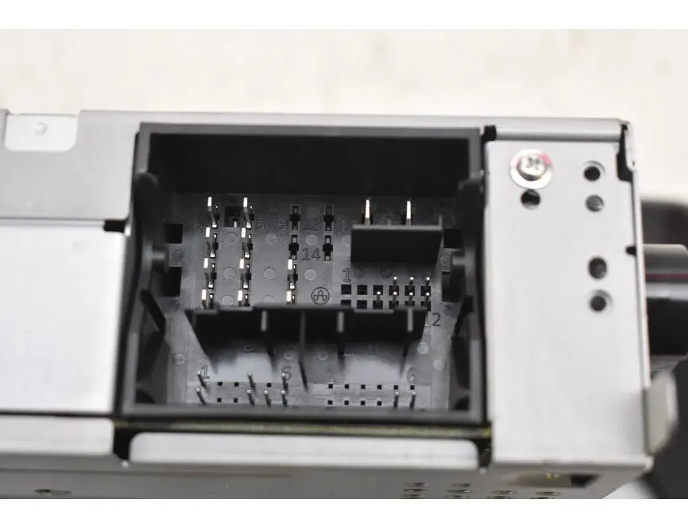 SKODA Fabia 3 generation (2014-2021) Lecteur de musique avec GPS 654035869H 34413358