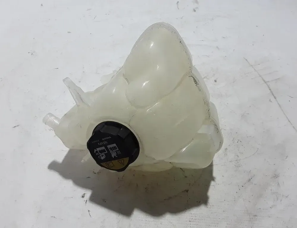 VOLVO V60 1 generation (2010-2020) Vase d'expansion 31465682 20996076