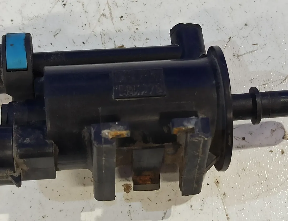 SAAB 9-3 2 generation (2002-2014) Soupape à vide 1997278 22296897