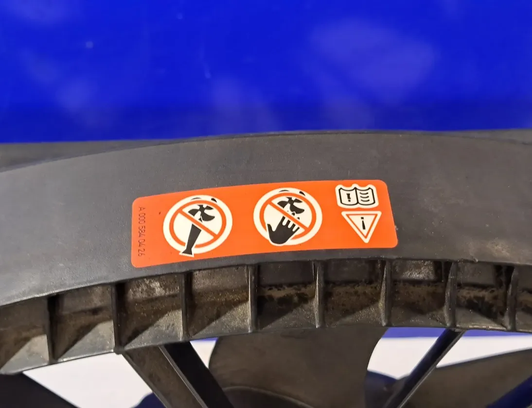 MERCEDES-BENZ E-Class W211/S211 (2002-2009) Radiateur de ventilateur de refroidissement du moteur A2115001693,A2115050555 34497751